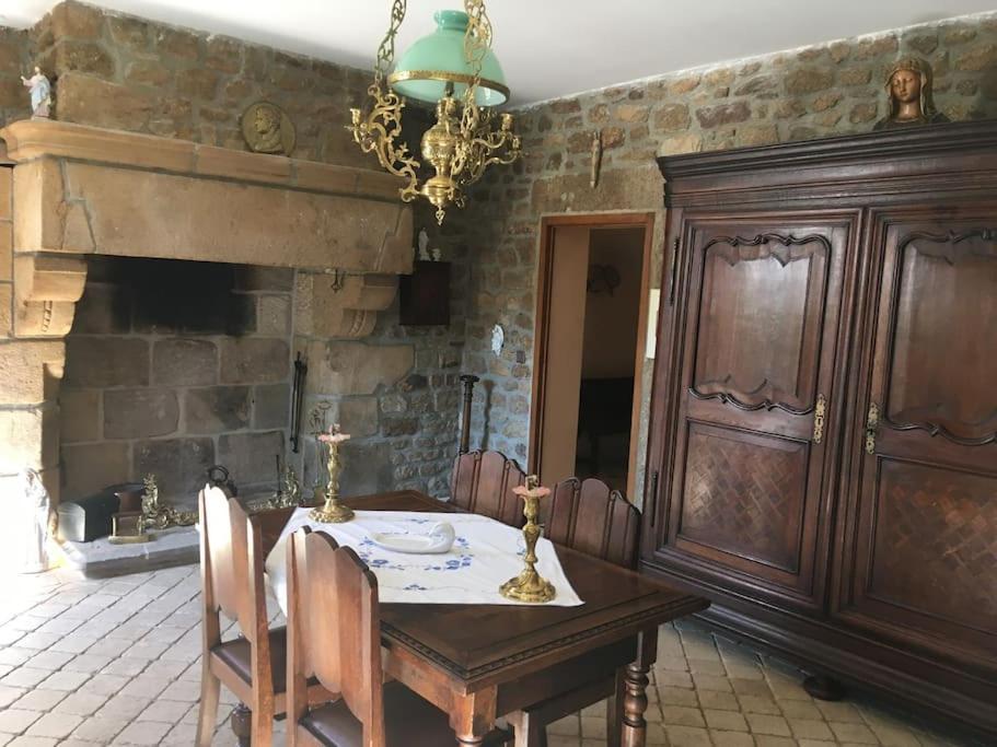 La Forge De La Coudraie Bed & Breakfast Pleugueneuc Eksteriør bilde
