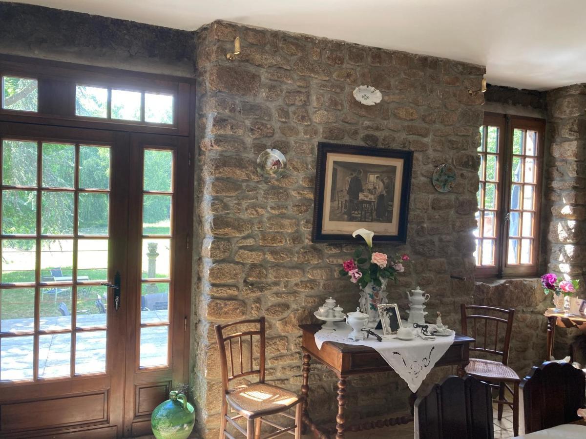 La Forge De La Coudraie Bed & Breakfast Pleugueneuc Eksteriør bilde